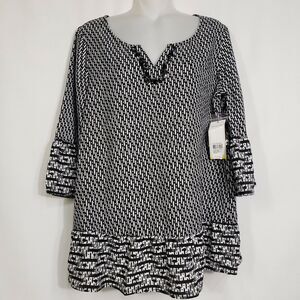 Relativity Women Blouse Medium 3/4 Bell Sleeve Black White Geometric Embellished